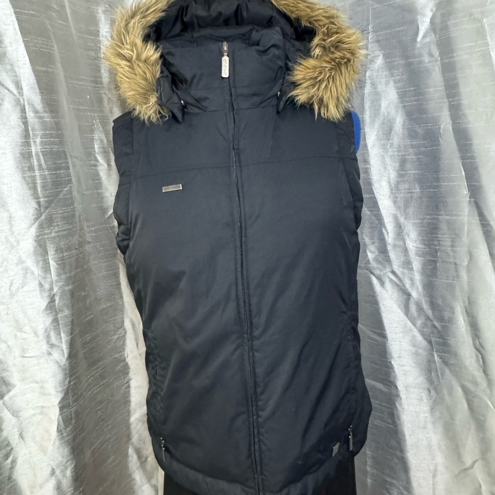 Columbia Black Vest with Faux Fur Trim